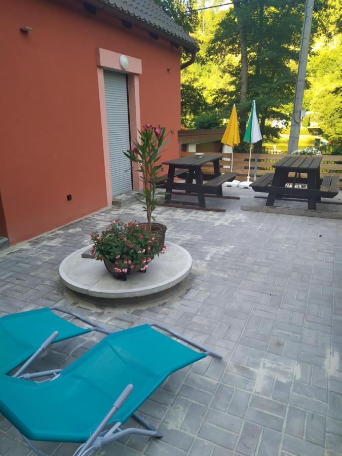 Chata Na Rece Sazave Samopse Exterior photo
